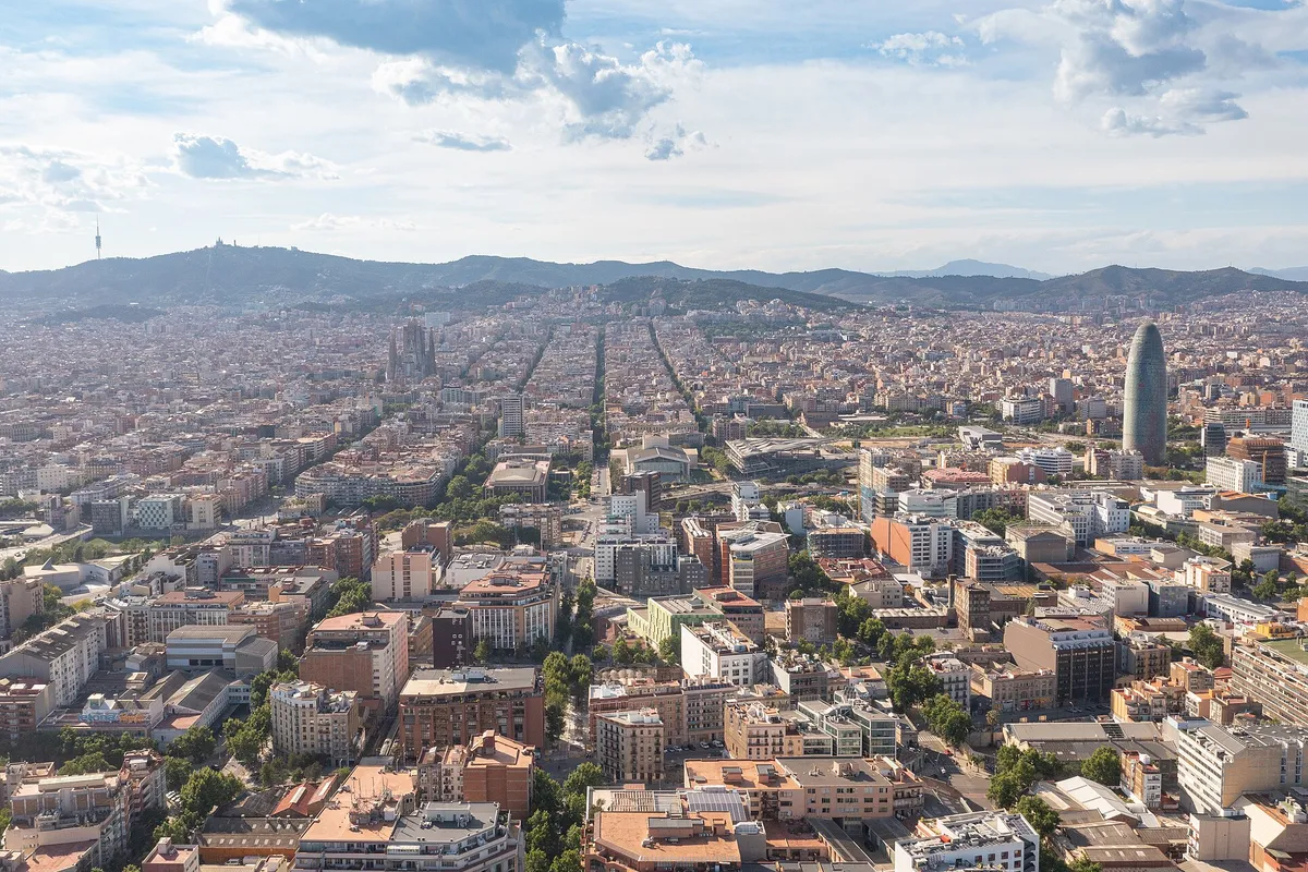 Aerial view of La Sagrada Familia, Barcelona, Spain (51227006134)