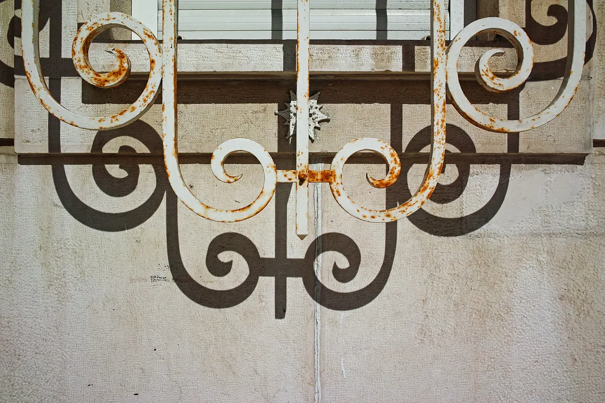 Barred windows, Manuel da Maia Avenue, Lisbon, Portugal julesvernex2-2