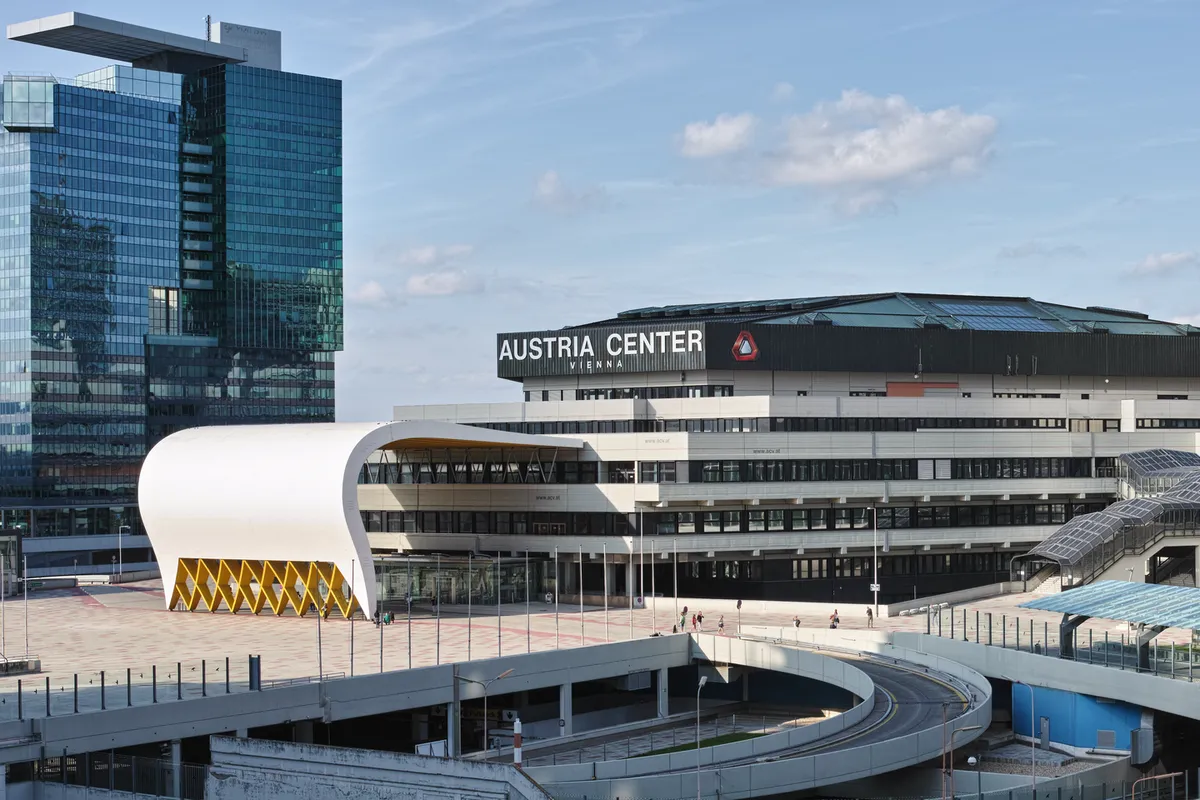 Austria Center Vienna from SSW on 2014-08-22