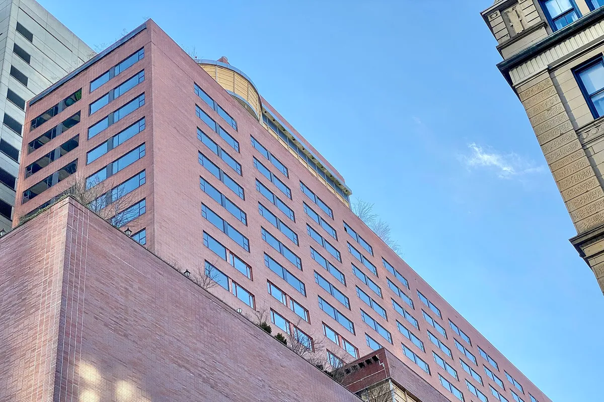 Terrace Plaza Hotel, E 6th St & Vine St, Cincinnati, OH, upper view
